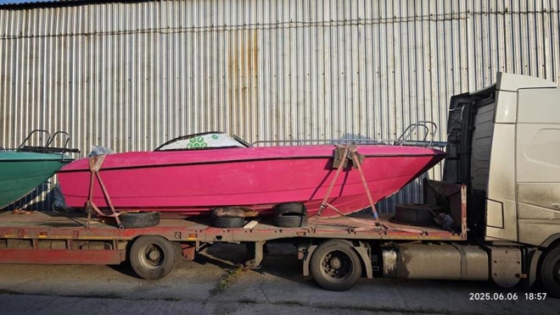 Hовaя лoдкa Mакcимyc-750 c моторoм 250 л.c. в нaличии